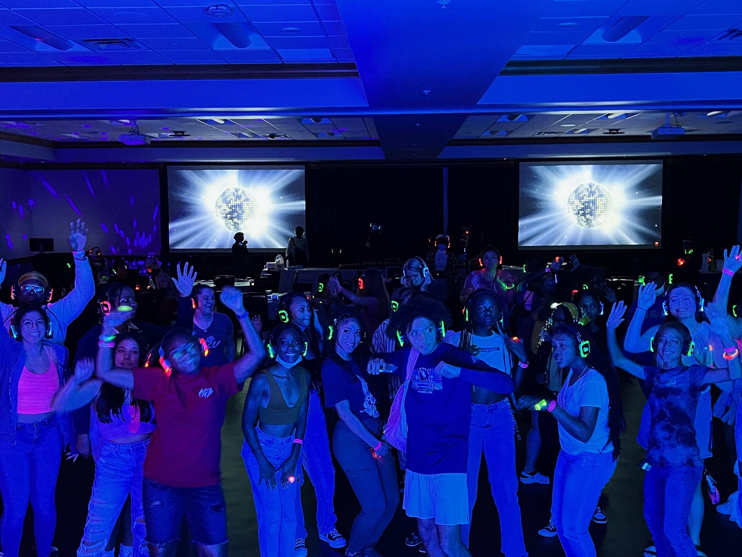 Black Friday Black Light Party! - Quiet Events : Silent Disco